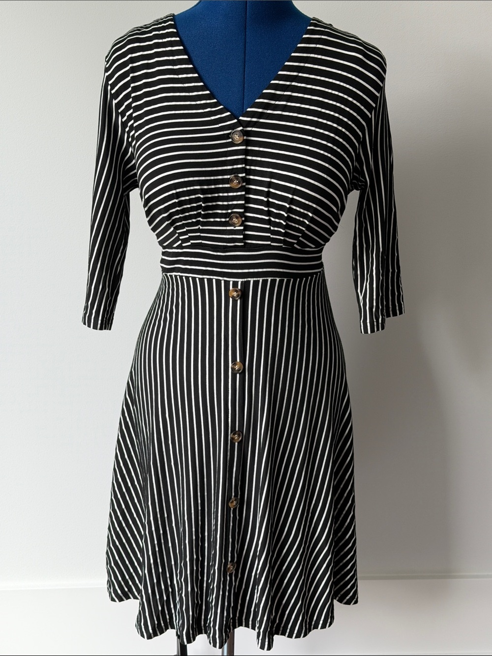 Black & White Stretch Striped Button-Front Women's Dress
